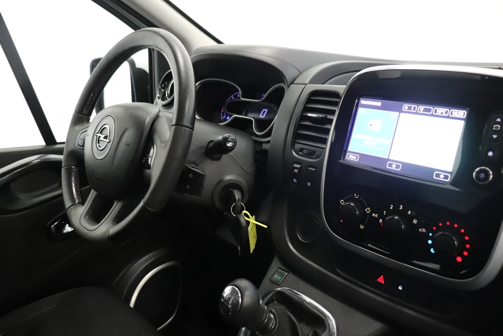 Opel Vivaro – foto 7