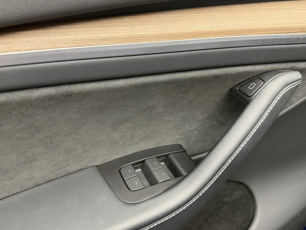 Tesla Model Y – foto 28