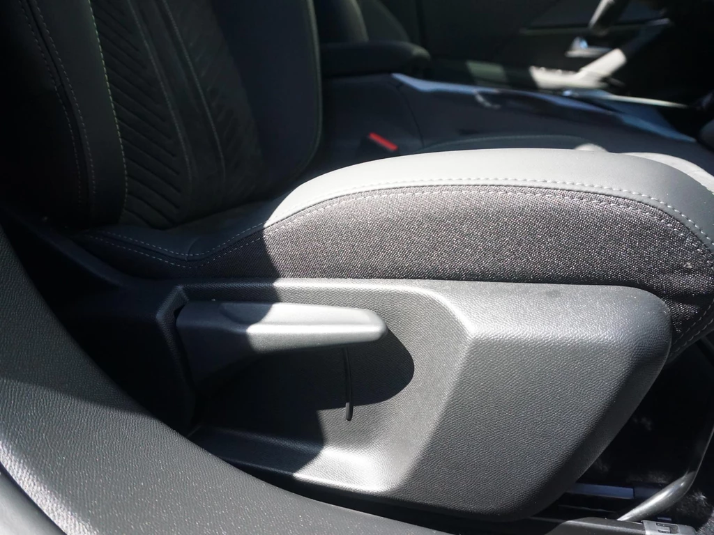 Peugeot e-2008 – foto 44