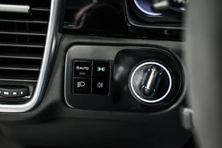 Porsche Cayenne – thumbnail 36