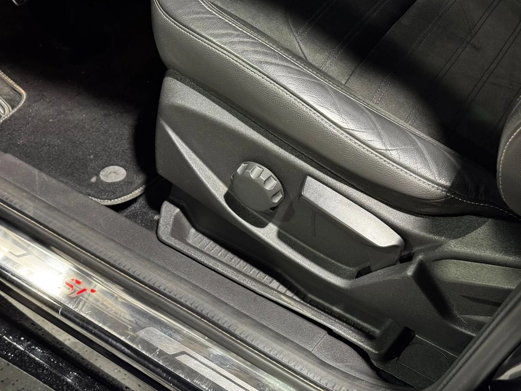 Ford Kuga – foto 31