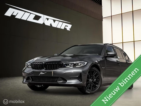 BMW 3-serie Touring 320e M Sport |Pano|Stuurverwarming|Sfeer