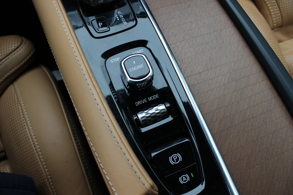 Volvo XC90 – foto 19