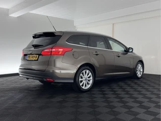 Ford Focus – thumbnail 4