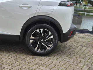 Peugeot 2008 – thumbnail 8