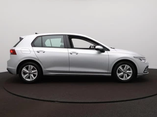 Volkswagen Golf – thumbnail 8