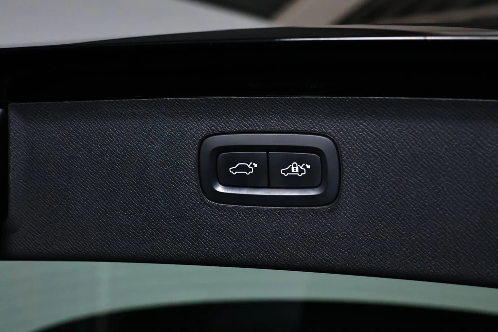 Volvo XC90 – foto 36