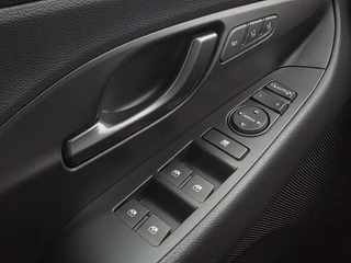 Hyundai i30 – thumbnail 31