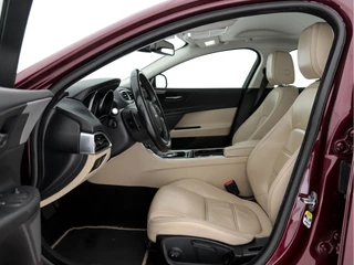 Jaguar XE – thumbnail 8