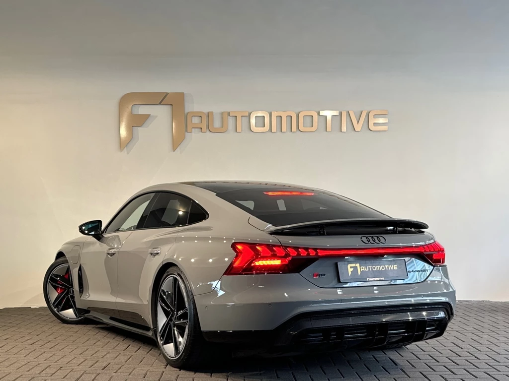 Audi e-tron GT – foto 3