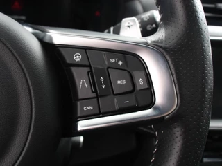 Jaguar F-PACE – thumbnail 19