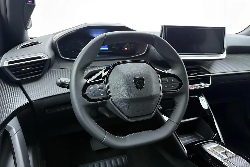 Peugeot e-2008 – foto 30