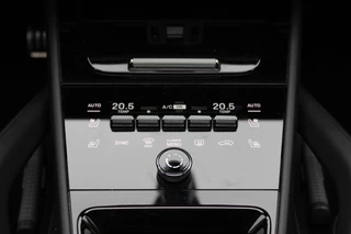Porsche Cayenne – thumbnail 38