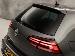 Volkswagen Golf – thumbnail 32