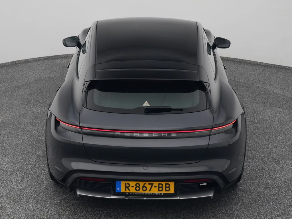 Porsche Taycan – foto 8
