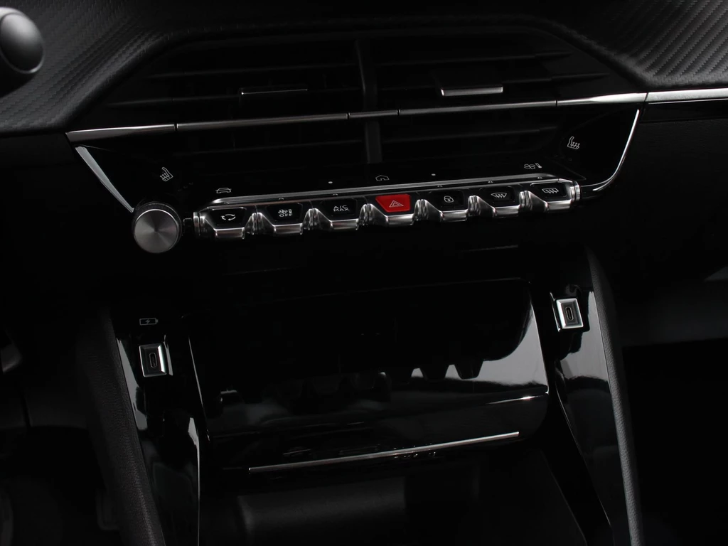 Peugeot 208 – foto 21