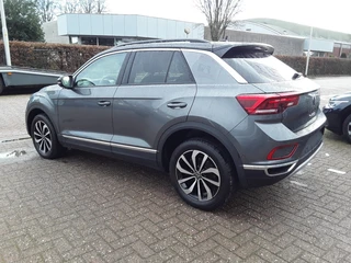 Volkswagen T-Roc – thumbnail 3