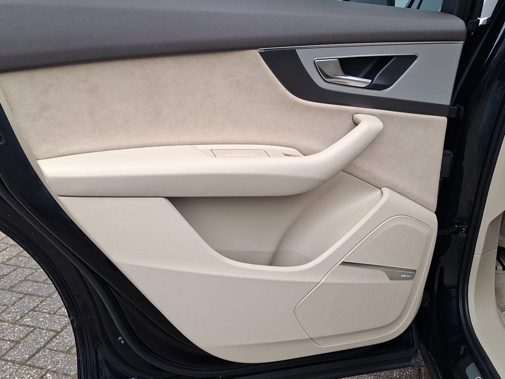 Audi Q7 – foto 40