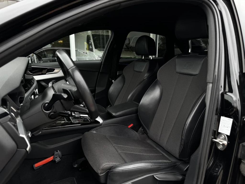 Audi A4 – foto 9