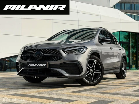Mercedes GLA-klasse 200 AMG Line|Pano |ACC |Carbon