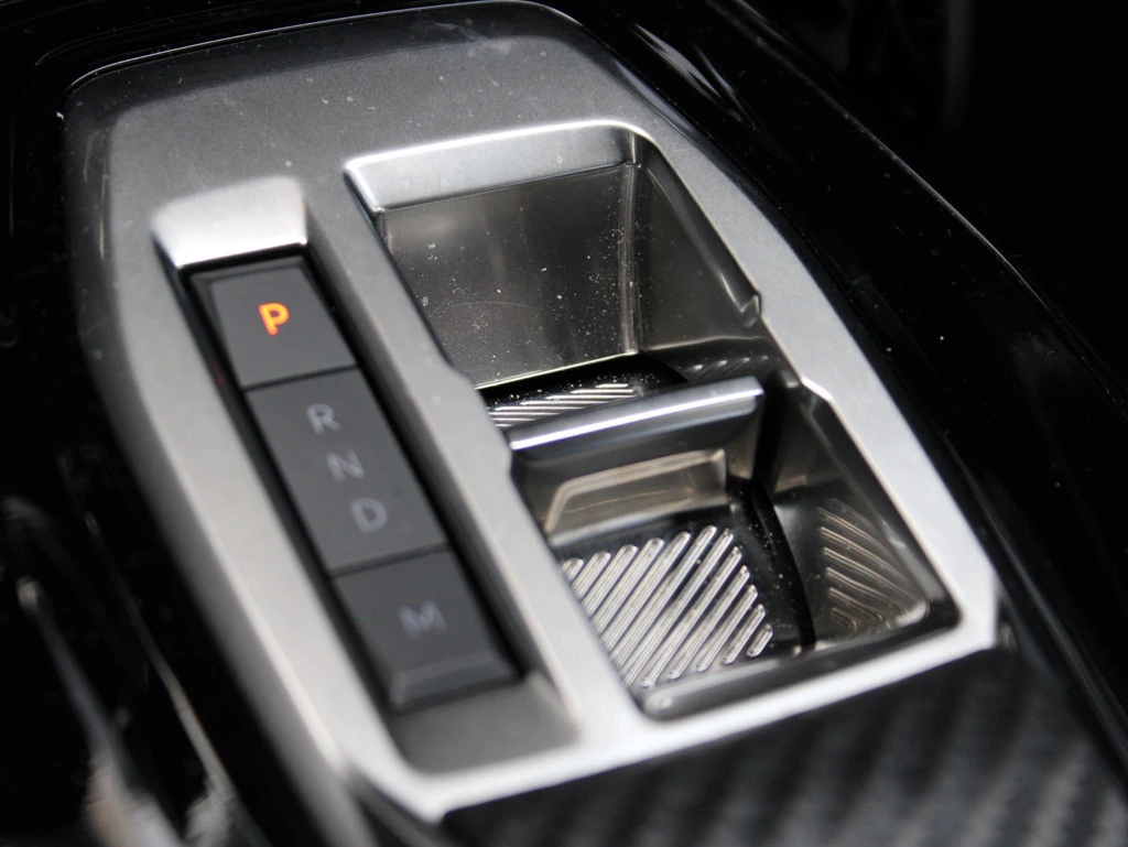 Peugeot 208 – foto 27