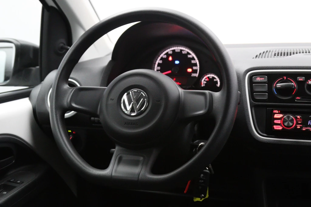 Volkswagen up! – foto 16
