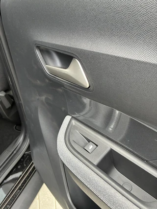 Opel Frontera – thumbnail 39