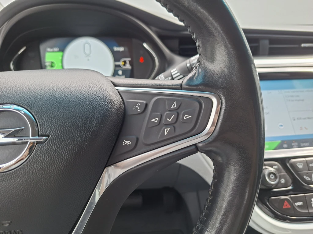 Opel Ampera-e – foto 24