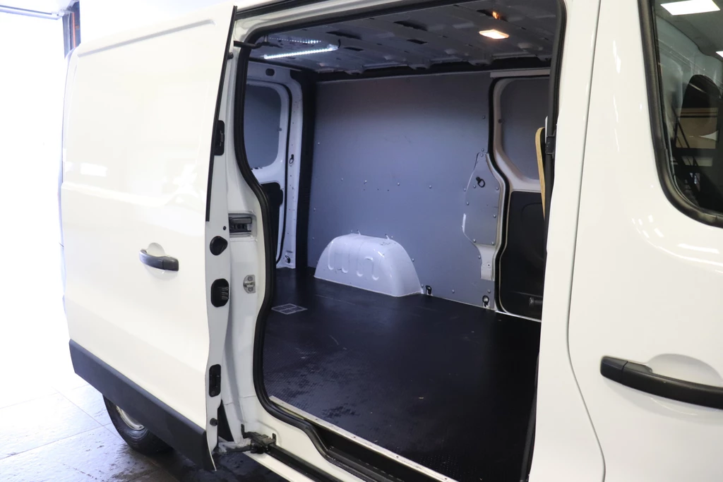 Renault Trafic – foto 11
