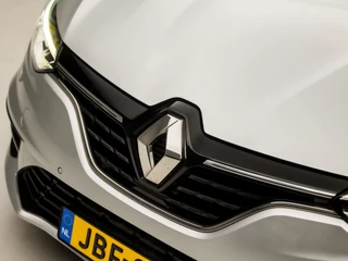 Renault Megane E-Tech – thumbnail 16