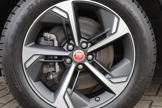Jaguar E-PACE – thumbnail 19