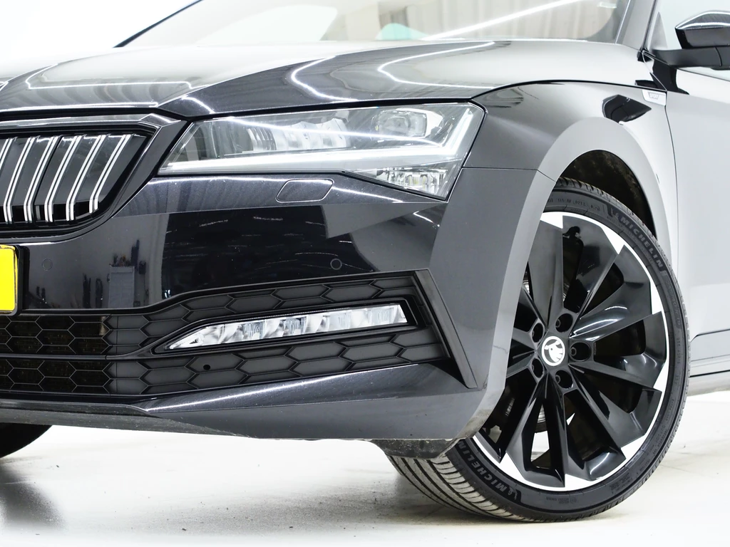 Škoda Superb – foto 11