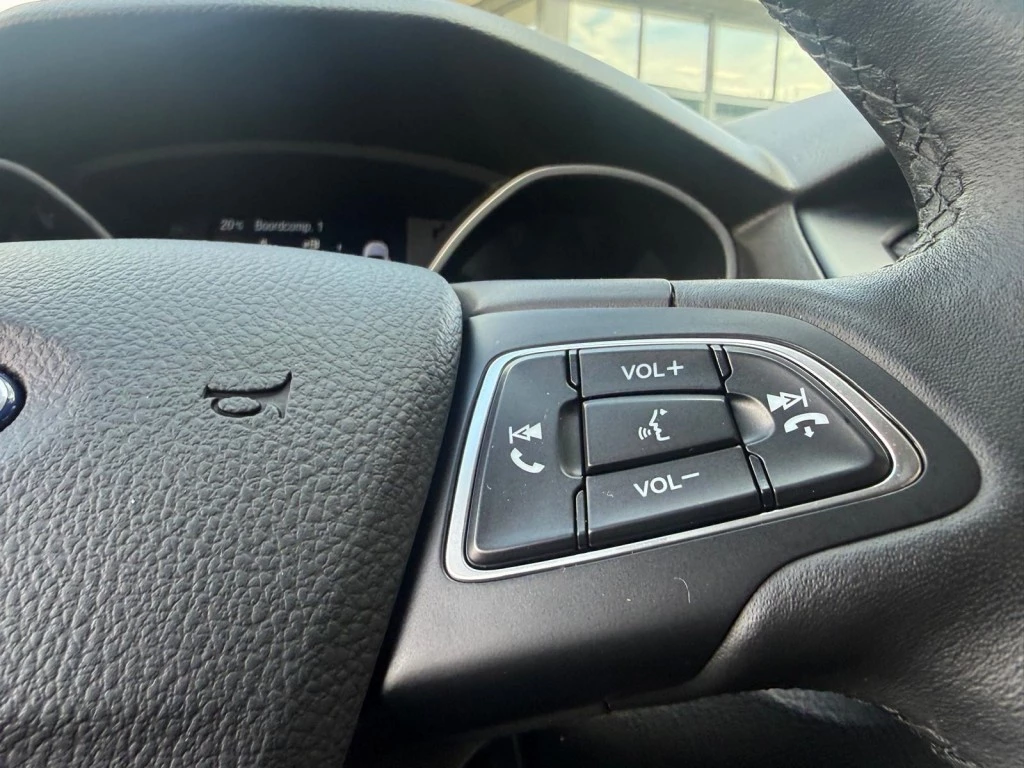 Ford Focus – foto 24