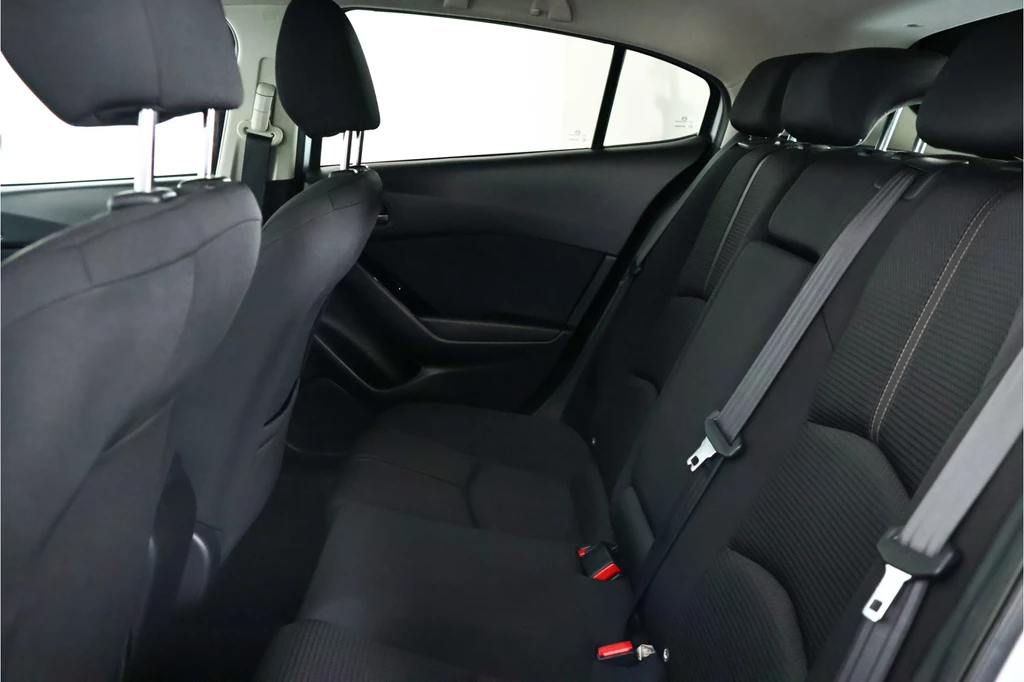 Mazda 3 – foto 11