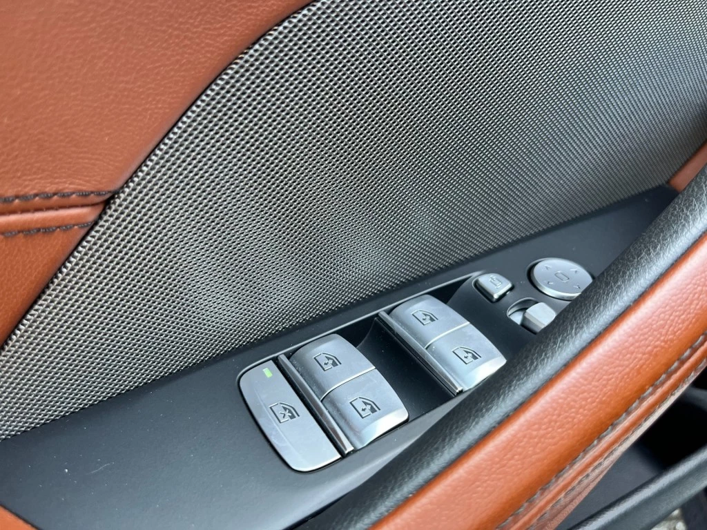 BMW 8 Serie – foto 27