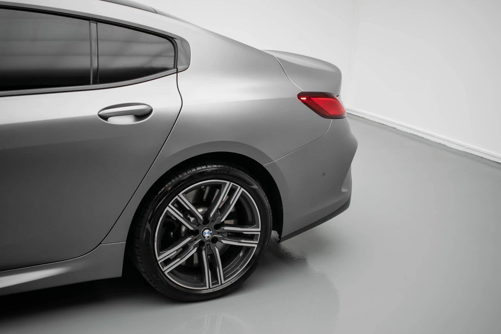 BMW 8 Serie – foto 57