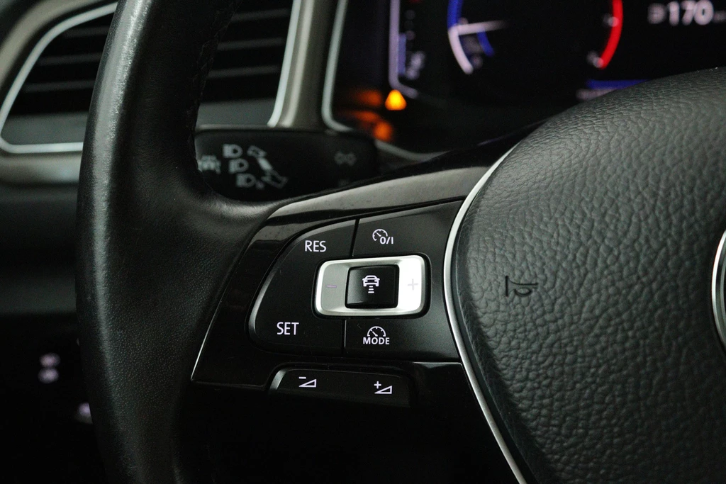 Volkswagen T-Roc – foto 17