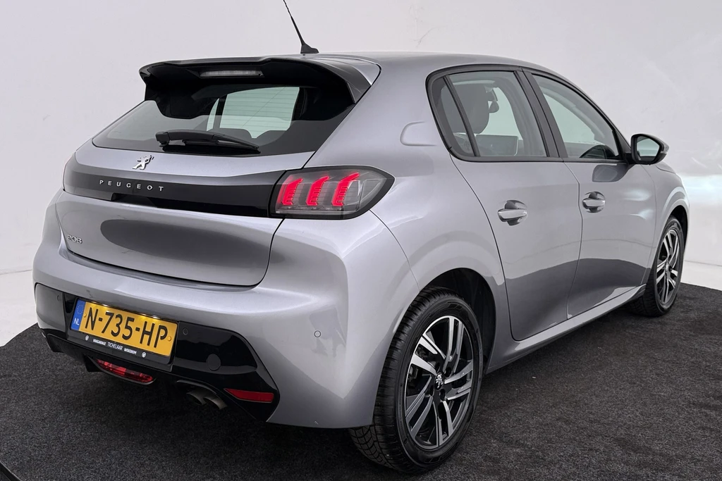 Peugeot 208 – foto 10