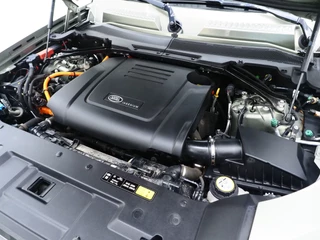 Land Rover Defender – thumbnail 12