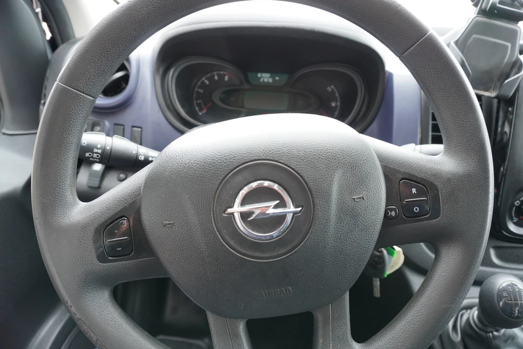 Opel Vivaro – foto 11