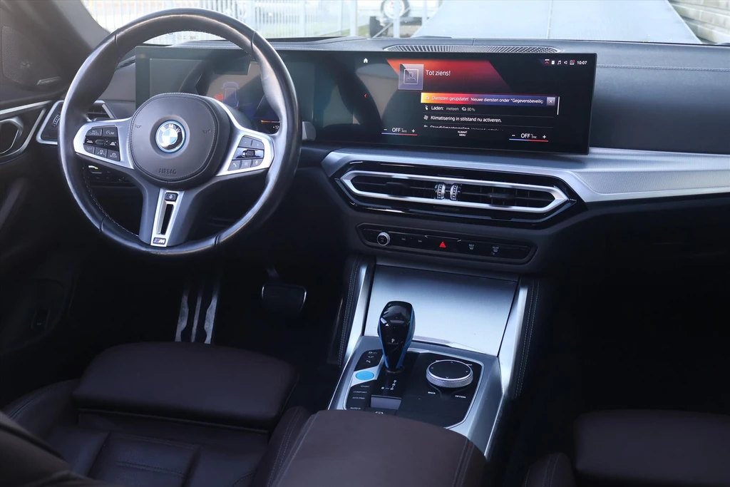 BMW i4 – foto 10