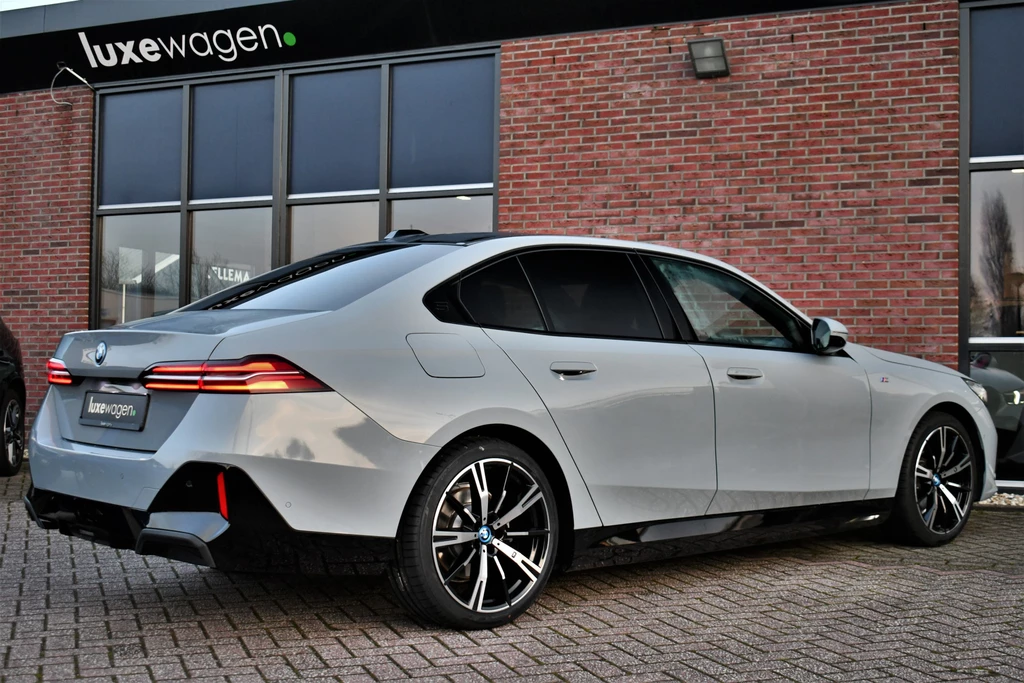 BMW 5 Serie – foto 14