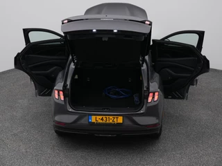 Ford Mustang Mach-E – thumbnail 33