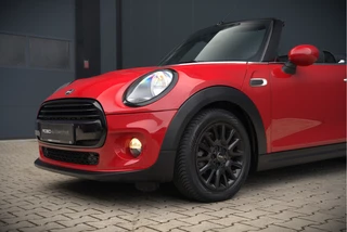 MINI Cooper Cabrio – thumbnail 2