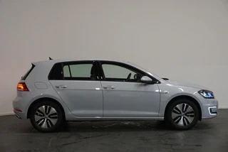 Volkswagen e-Golf – thumbnail 6