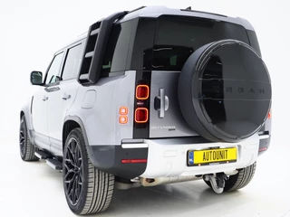 Land Rover Defender – thumbnail 3