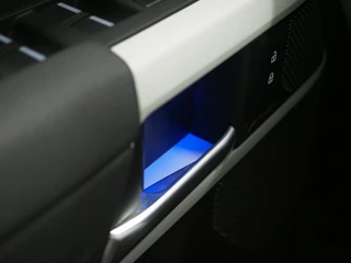 Land Rover Defender – thumbnail 22