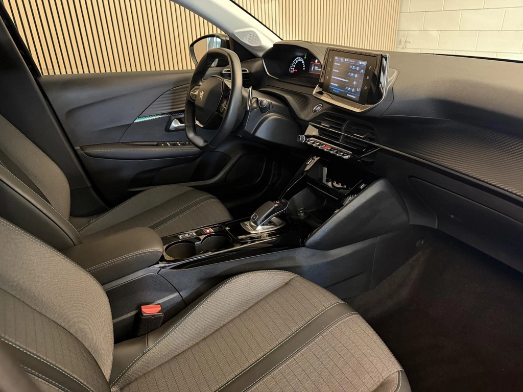 Peugeot 208 – foto 37