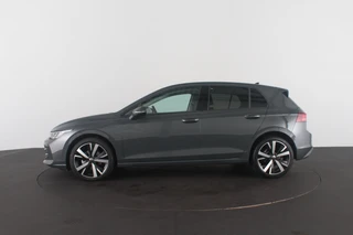 Volkswagen Golf – thumbnail 4