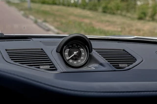 Porsche 911 – thumbnail 34